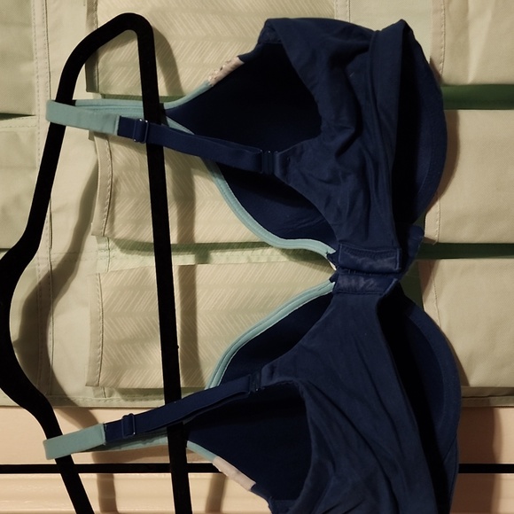 VS body by victoria, lined perfect coverage. Dark/light blues 36DD - Picture 4 of 5